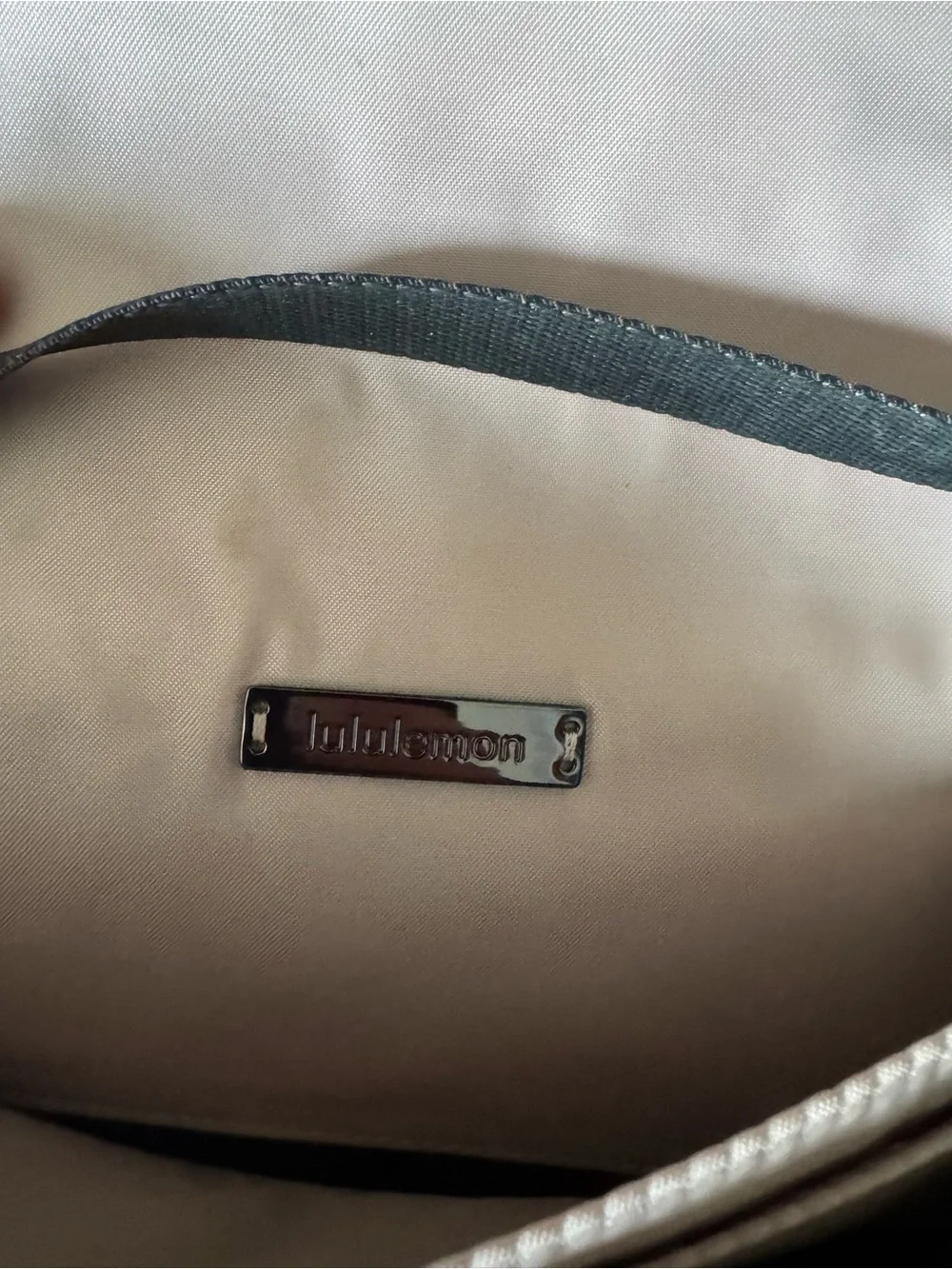 Lululemon Dark Green Crossbody Wallet Bag Purse